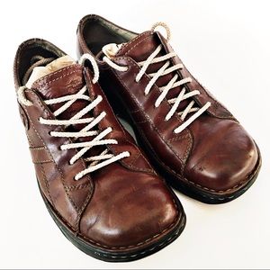 ✨ Merrell Men’s Leather Shoe Size 8